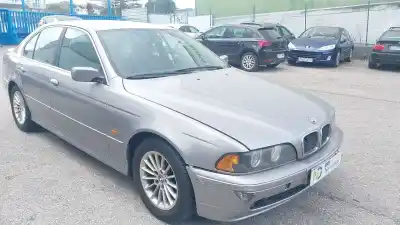 Veículo de Sucata bmw 5 (e39) 530 d do ano 2001 alimentado m57 d30 (306d1)