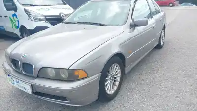 Veículo de Sucata bmw 5 (e39) 530 d do ano 2001 alimentado m57 d30 (306d1)