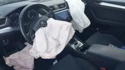 Sloopvoertuig skoda superb iii (3v3) 2.0 tdi van het jaar 2018 aangedreven crlb,dfea,dfga,dsra,dsrb,dtsa,dtsb Sloopvoertuig skoda superb iii (3v3) 2.0 tdi van het jaar 2018 aangedreven crlb,dfea,dfga,dsra,dsrb,dtsa,dtsb