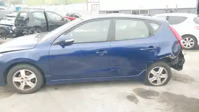 Scrapping Vehicle hyundai i30 (fd) 1.6 crdi of the year 2010 powered d4fb