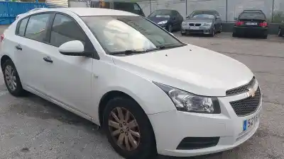 Sloopvoertuig chevrolet cruze fastback (j305) 1.6 van het jaar 2011 aangedreven f16d4