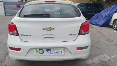 Sloopvoertuig chevrolet cruze fastback (j305) 1.6 van het jaar 2011 aangedreven f16d4