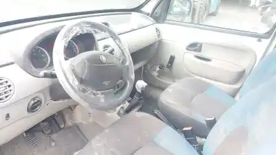 Veículo de Sucata renault kangoo (kc0/1_) 1.5 dci do ano 2008 alimentado k9k 700,k9k 702