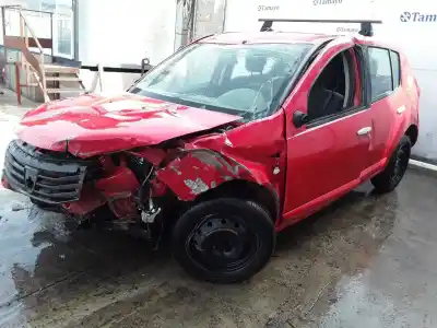 Veicolo di demolizione dacia sandero 1.6 cat dell'anno 2009 alimentato k7m710