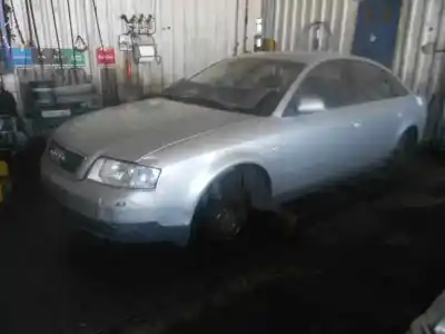 Veículo de Sucata AUDI A6 BERLINA (4B2) 2.5 V6 24V TDI do ano 2001 alimentado AKE