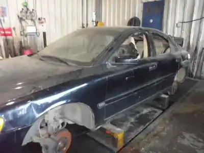 Sloopvoertuig volvo s60 berlina 2.4 diesel van het jaar 2005 aangedreven d5244t