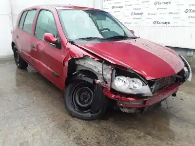 Здавання транспортного засобу RENAULT CLIO II FASE II (B/CB0) 1.2 року 2006 потужний D4F722