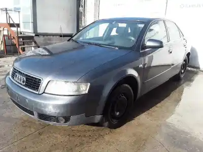 Hurda Aracı audi a4 berlina (8e) 1.9 tdi (96kw) yılın 2002 güçlü awx