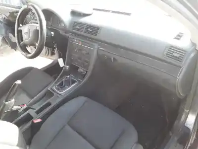 Hurda Aracı audi a4 berlina (8e) 1.9 tdi (96kw) yılın 2002 güçlü awx