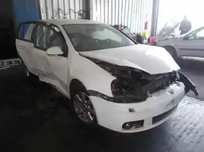 Veículo de Sucata volkswagen golf v berlina (1k1) 2.0 tdi do ano 2005 alimentado bkd