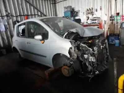 Veículo de Sucata renault modus 1.5 dci diesel do ano 2005 alimentado k9k750