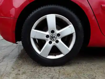 Veículo de Sucata volkswagen golf v berlina (1k1) 2.0 tdi do ano 2006 alimentado bkd