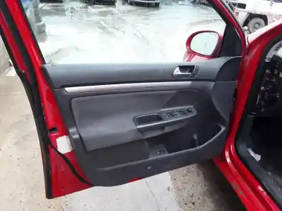 Veículo de Sucata volkswagen golf v berlina (1k1) 2.0 tdi do ano 2006 alimentado bkd