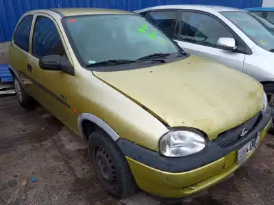 Scrapping Vehicle OPEL CORSA B 1.0 12V CAT (X 10 XE / LW3) of the year 2000 powered X10XE