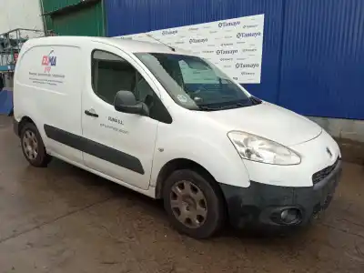 Scrapping Vehicle PEUGEOT PARTNER TEPEE 1.6 HDi / BlueHDi 75 of the year 2013 powered 9H06