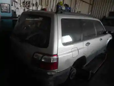 Veicolo di demolizione subaru forester s10 (sf) 2.0 cat dell'anno 2001 alimentato ej20