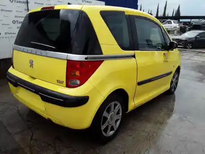 Sloopvoertuig peugeot 1007 (km_) 1.6 16v van het jaar 2006 aangedreven nfu