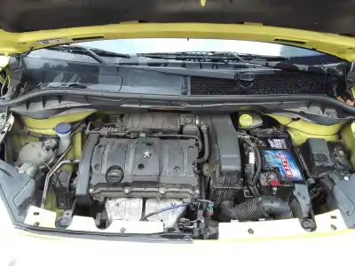 Sloopvoertuig peugeot 1007 (km_) 1.6 16v van het jaar 2006 aangedreven nfu