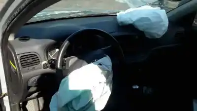 Veículo de Sucata hyundai accent iii (mc) 1.5 crdi gls do ano 2006 alimentado d4fa