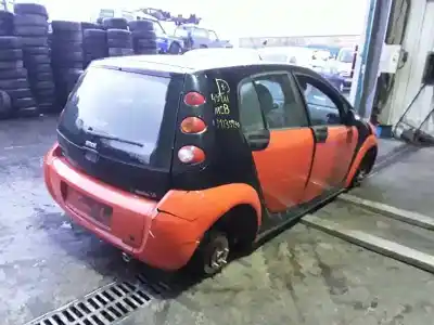 Veículo de Sucata smart forfour básico (70kw) do ano 2006 alimentado m135930