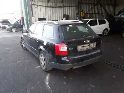 Vehicul casat audi a4 avant (b5) 1.6 al anului 2002 alimentat alz