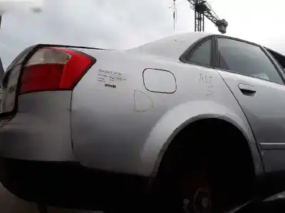Veículo de Sucata audi a4 berlina (8e) 2.0 20v cat (alt) do ano 2001 alimentado alt
