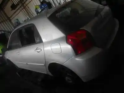 Vehicul casat toyota corolla (e12) 1.6 16v al anului 2002 alimentat 3zzfe