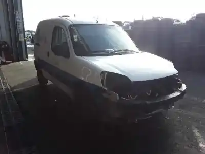 Veículo de Sucata peugeot partner (s2) totem do ano 2007 alimentado 9hw