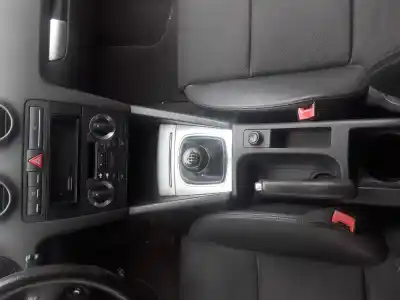 Veículo de Sucata audi a3 sportback (8p) 2.0 tdi ambiente do ano 2006 alimentado bkd