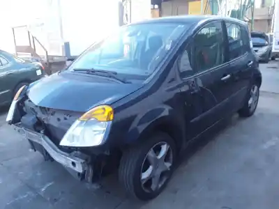 Veículo de Sucata renault modus 1.5 dci diesel do ano 2004 alimentado k9k750