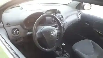 Veículo de Sucata citroen c2 (jm_) 1.1 do ano 2003 alimentado hfx