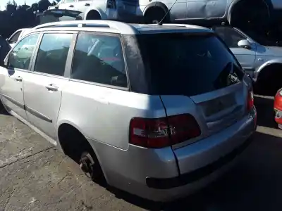 Veículo de Sucata fiat                                               stilo (192)                                                                                                                                                                                                                                                1.9 jtd / 1.9 jtd 115 active do ano 2004 alimentado 192a1000