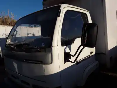 Veículo de Sucata nissan cabstar 3.0d do ano 1999 alimentado bd30d