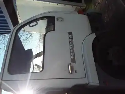 Veículo de Sucata nissan cabstar 3.0d do ano 1999 alimentado bd30d