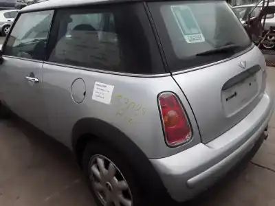 Vehicul casat bmw mini (r50,r53) 1.6 16v cat al anului 2003 alimentat w10b16a