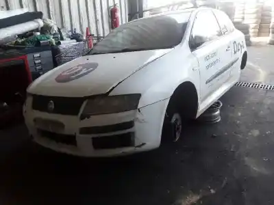 Здавання транспортного засобу FIAT                                               STILO (192)                                                                                                                                                                                                                                                1.9 JTD / 1.9 JTD 115 Active                                                                                                                                                                                                                               року 2004 потужний 192A1000