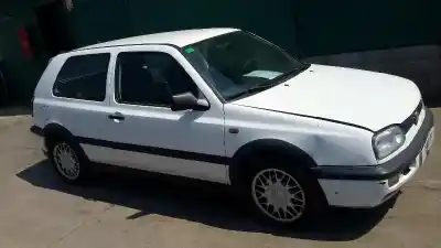 Veículo de Sucata volkswagen golf iii berlina (1h1) 1.6 do ano 1996 alimentado aft