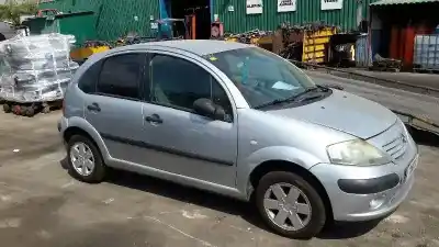 Veículo de Sucata citroen c3 1.4 do ano 2002 alimentado kfv