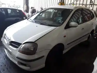 Veicolo di demolizione NISSAN                                             ALMERA TINO (V10M)                                                                                                                                                                                                                                         2.2 16V Turbodiesel CAT                                                                                                                                                                                                                                    dell'anno 2001 alimentato YD22