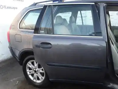 Veicolo di demolizione volvo xc90 2.5 t (7 asientos) dell'anno 2004 alimentato b5254t2