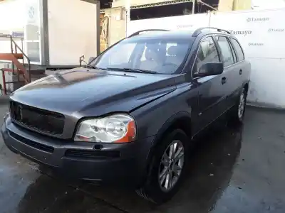 Veicolo di demolizione volvo xc90 2.5 t (7 asientos) dell'anno 2004 alimentato b5254t2