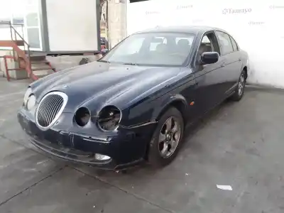 Veicolo di demolizione jaguar s-type 3.0 v6 24v cat dell'anno 2001 alimentato gfb