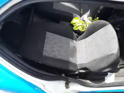 Veicolo di demolizione ford courier 1.8d dell'anno 2000 alimentato rtj