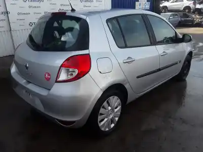 Veículo de Sucata renault clio iii 1.5 dci diesel do ano 2009 alimentado k9k768