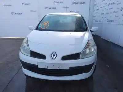 Veículo de Sucata renault clio iii 1.5 dci diesel do ano 2008 alimentado k9k768