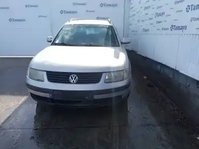 Sloopvoertuig volkswagen                                         passat variant (3b5)                                                                                                                                                                                                                                       1.9 tdi                                                                                                                                                                                                                                                    van het jaar 1999 aangedreven ajm
