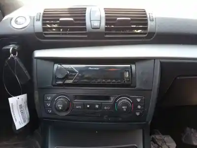 Scrapping Vehicle bmw serie 1 berlina (e81/e87) 2.0 16v diesel of the year 2006 powered 204d4