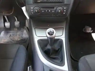 Scrapping Vehicle bmw serie 1 berlina (e81/e87) 2.0 16v diesel of the year 2006 powered 204d4