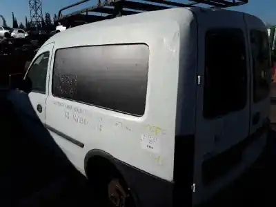 Sloopvoertuig opel combo corsa c van het jaar 2006 aangedreven z13dt