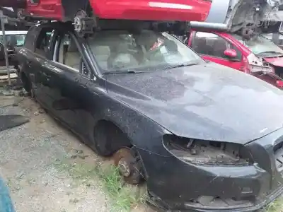 Veículo de Sucata volvo v70 familiar 2.0 diesel cat do ano 2008 alimentado d4204t